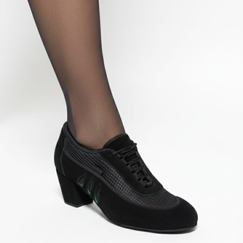 BALLROOM SNEAKER